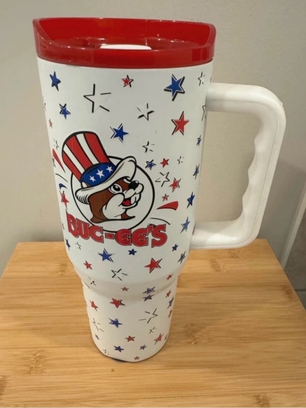 Buc-ee’s  Yukon Outfitters Patriotic 40oz Tumbler